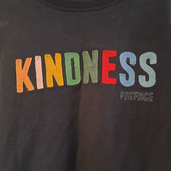 NWT crewneck sweatshirt with word kindness and brand name Fatface - Picture 2 of 3